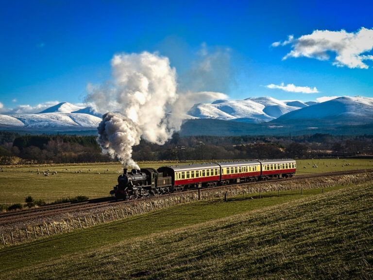 rail journeys in scotland