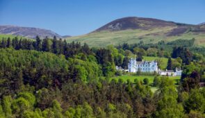Blair Castle, Highland Perthshire (credit - Paul Tomkins, VisitScotland)