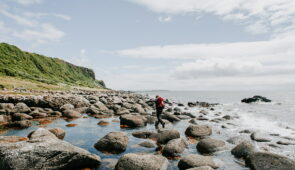 An Absolute Escapes client walking from Machrie to Kilmory (credit - Chrononauts Photography)