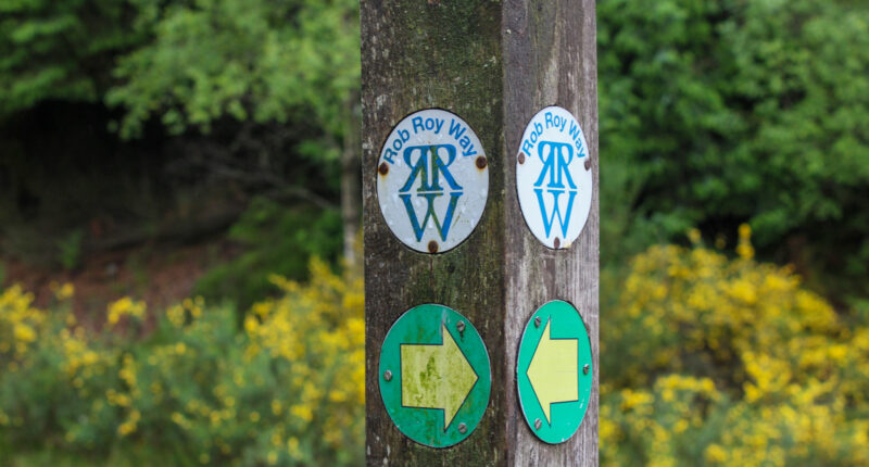 Rob Roy Way signpost