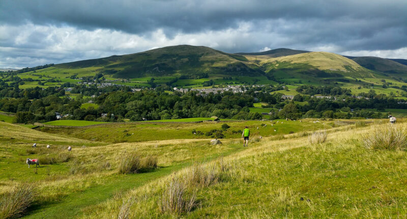 Walking towards Sedbergh