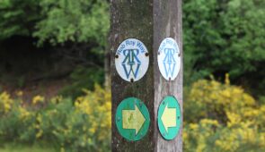 Rob Roy Way signpost