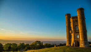 Sunset over Broadway Tower
