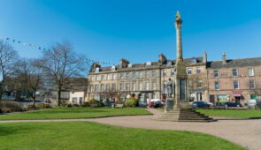 Blairgowrie Town Square (credit - Kenny Lam, Visit Scotland)