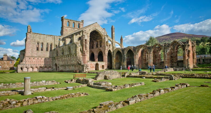 Melrose Abbey (credit - Kenny Lam, VisitScotland)