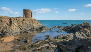 Lady's Tower on the east side of Elie Ness