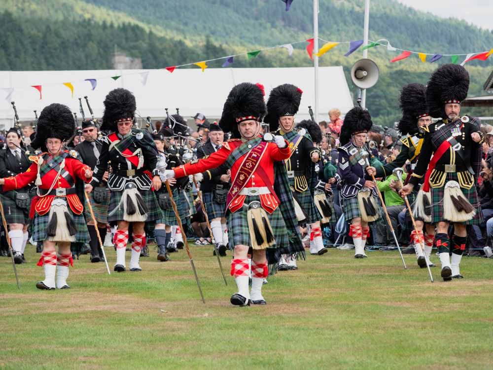 Pipe band marching