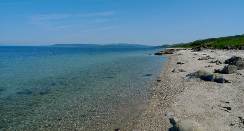 Turquoise waters along the Kintyre Way