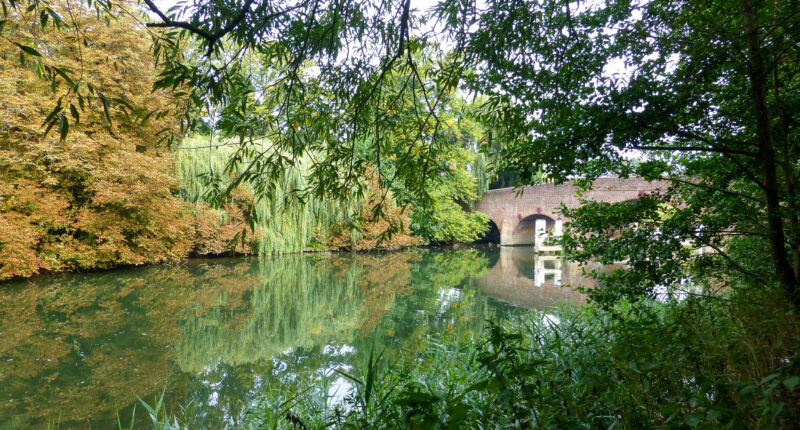 Sonning Bridge on the Thames Path