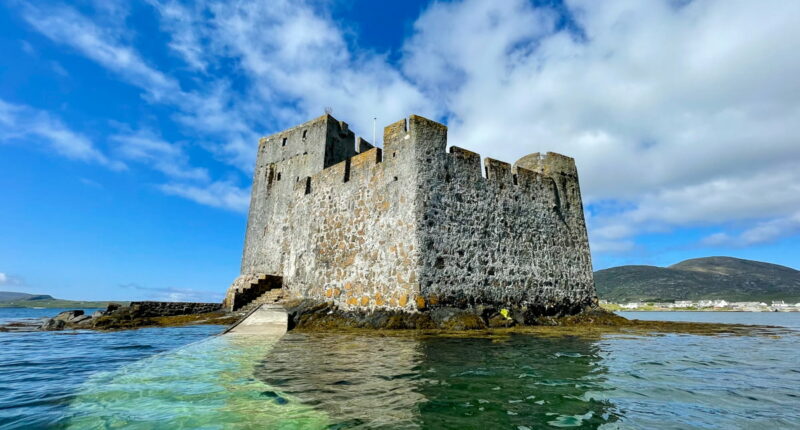 Kisimul Castle, the 'Castle in the Sea' (credit - Katia from the Absolute Escapes)