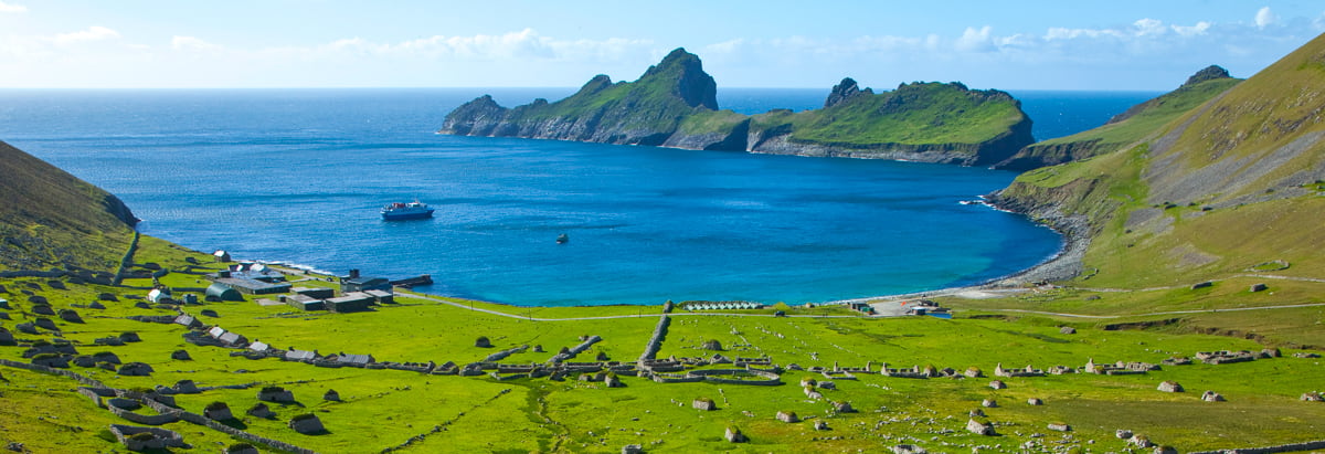 Village Bay, St. Kilda (credit - Juan Carlos Muñoz)