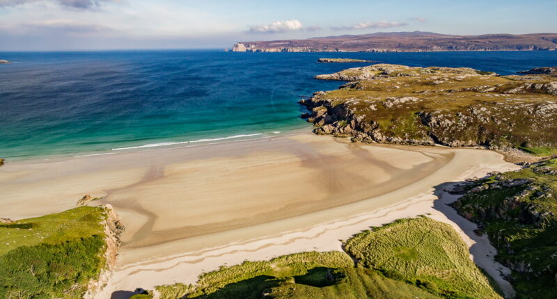 Traigh Allt Chailgeag near Durness (credit - Richard Elliot, Visit Scotland)