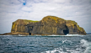 Fingals cave, Staffa Island