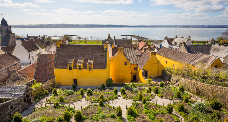 Culross - filming location for the fictional village of Crainsmuir