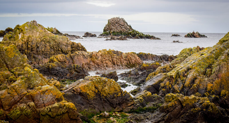 Winter coastal walk from Cullen to Bow Fiddle Rock