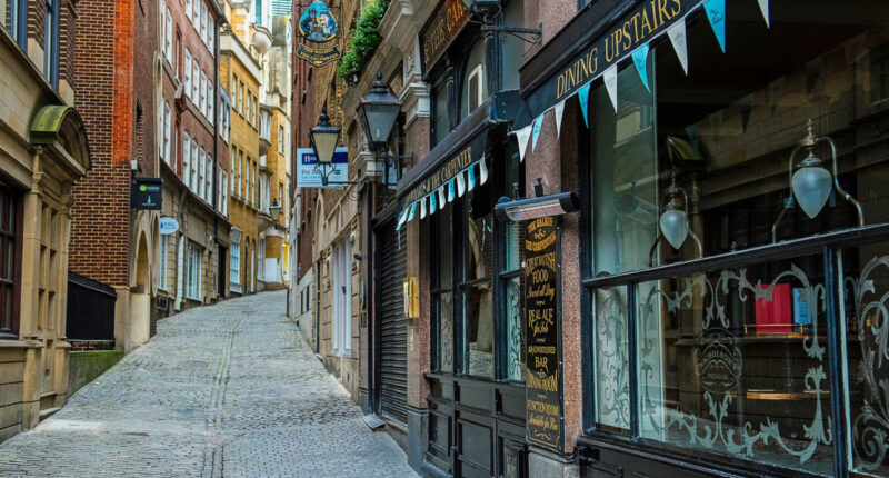 Alleyway in London