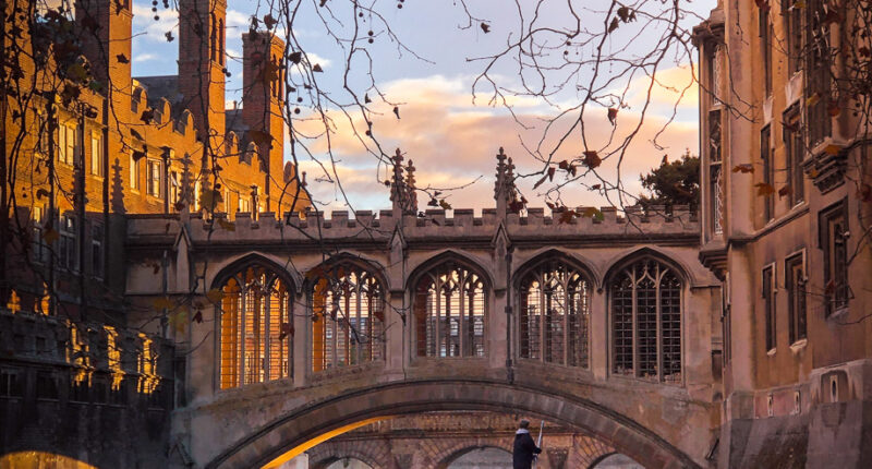 Punting under the Bridge of Sighs, Cambridge