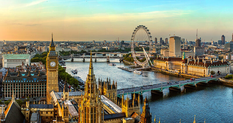 View of the Houses of Parliament, the River Thames, Westminster and Westminster Bridge in London