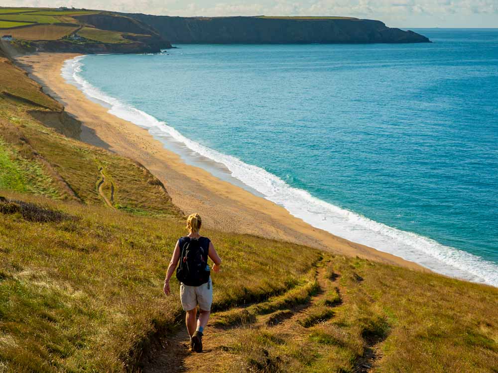 Walking-the-coastal-path-above-Porthleven-Sands