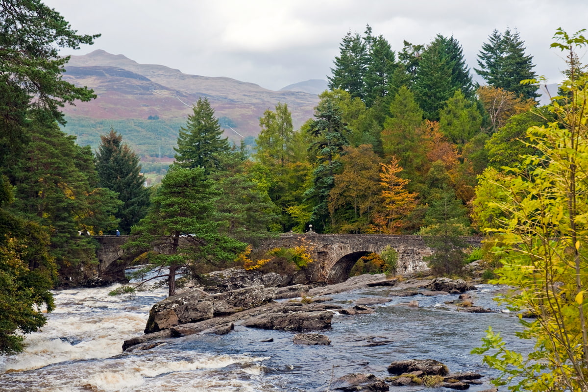 Falls of Dochart in Killin on the Rob Roy Way