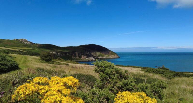 Scenic view by Porth Wen